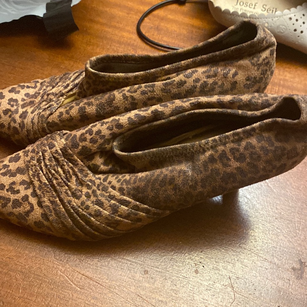 Bootie shoes